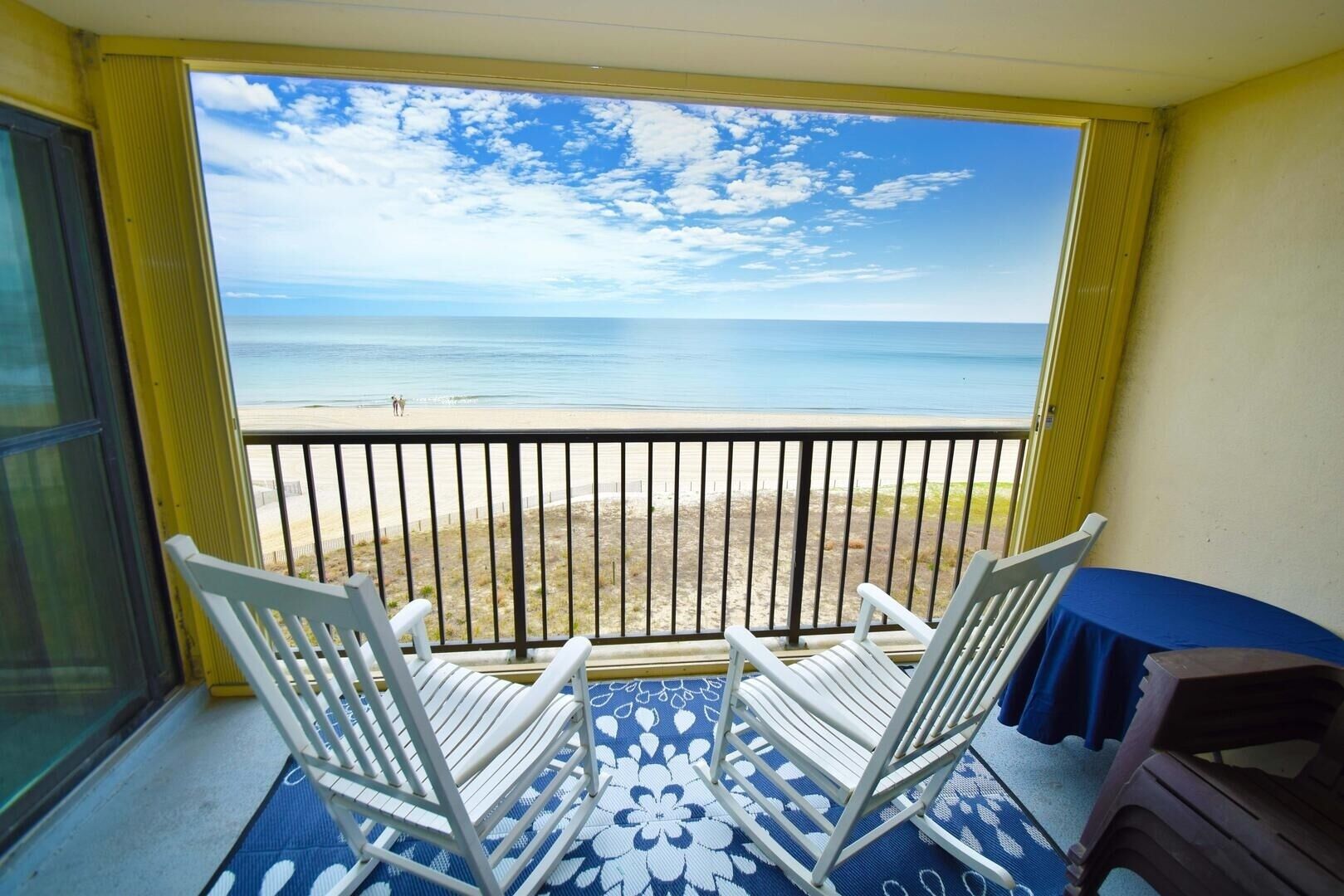 Condo, 2 Bedrooms | Interior