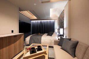 Quarto casal luxo | Escrivaninha, Wi-Fi de cortesia