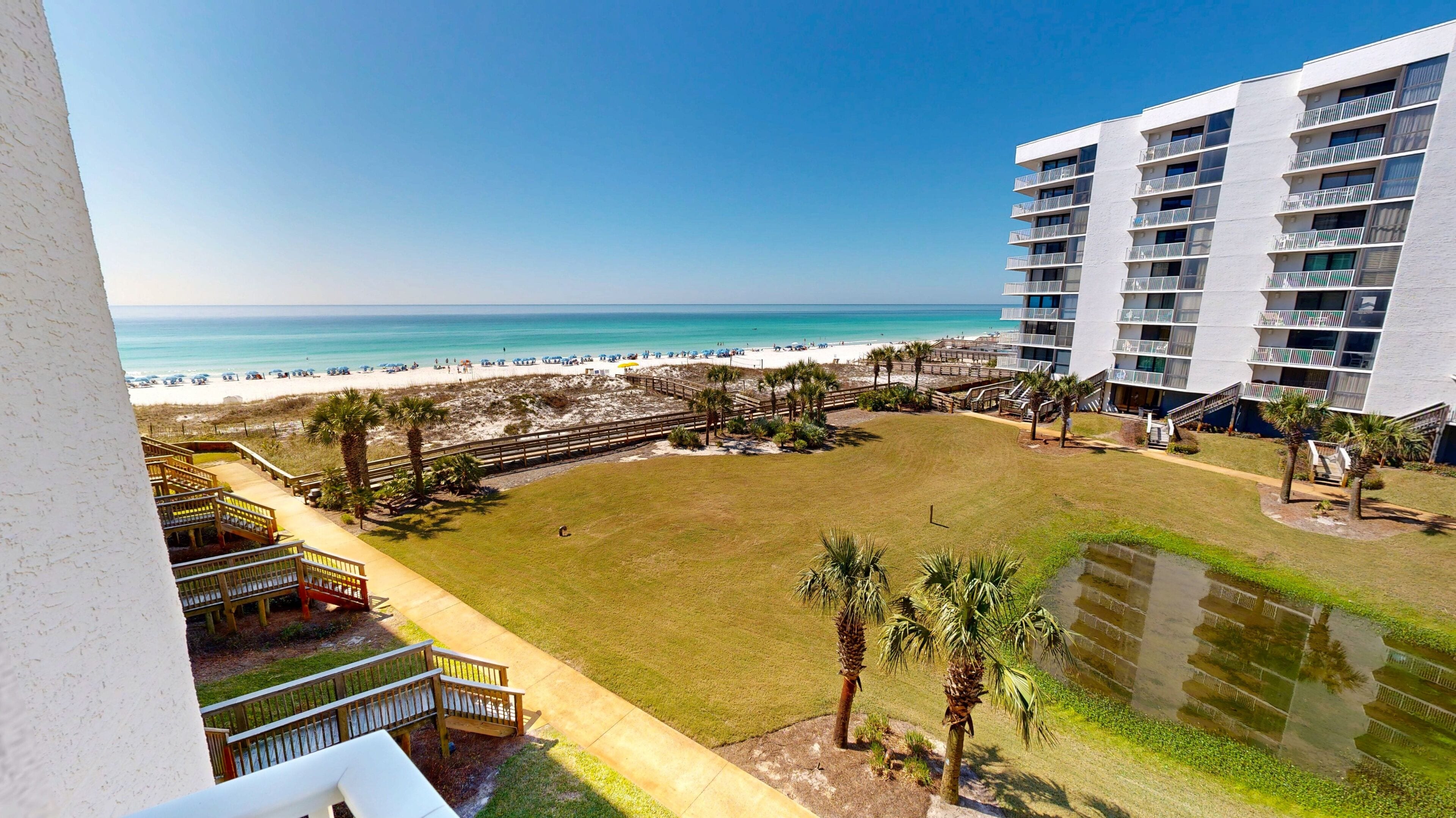 Condo, 3 Bedrooms | Property grounds