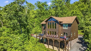Cabin, 3 Bedrooms | Exterior