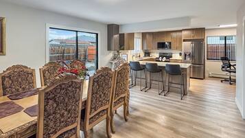 Rumah, 3 kamar tidur | Tempat makan