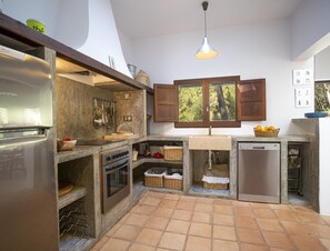 House | Private kitchen - Belvilla by OYO El Secreto (Santa Eulalia del Rio)