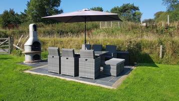 Tempat makan outdoor