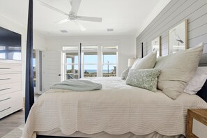 4 bedrooms, free WiFi, bed sheets - Welcome to Oyster Bay Escape! (St. George Island)