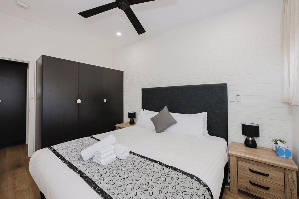 Iron/ironing board, free WiFi