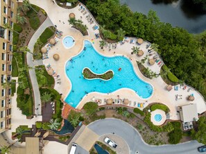 Pool - June 8-11 Just Opened*Walk To Beach*Pool*Just Updated*Tiki Bar*Hot Tub*Tram Card (Miramar Beach)