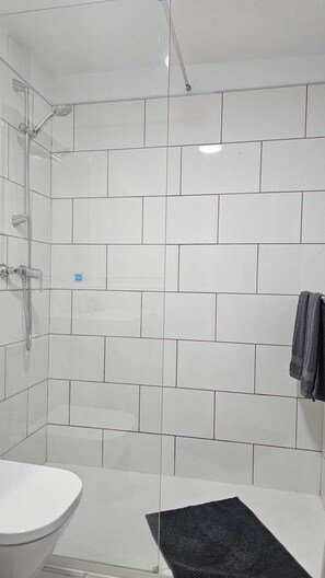 Shower, hair dryer, towels - Bella Oasis Corralejo (Corralejo)
