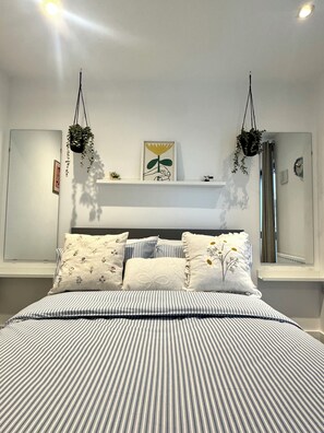 1 makuuhuone, työpöytä, silitysrauta/-lauta, ilmainen Wi-Fi