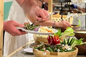 Unclassified image, 4 of 13, button