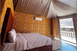 Double Room, Mountain View