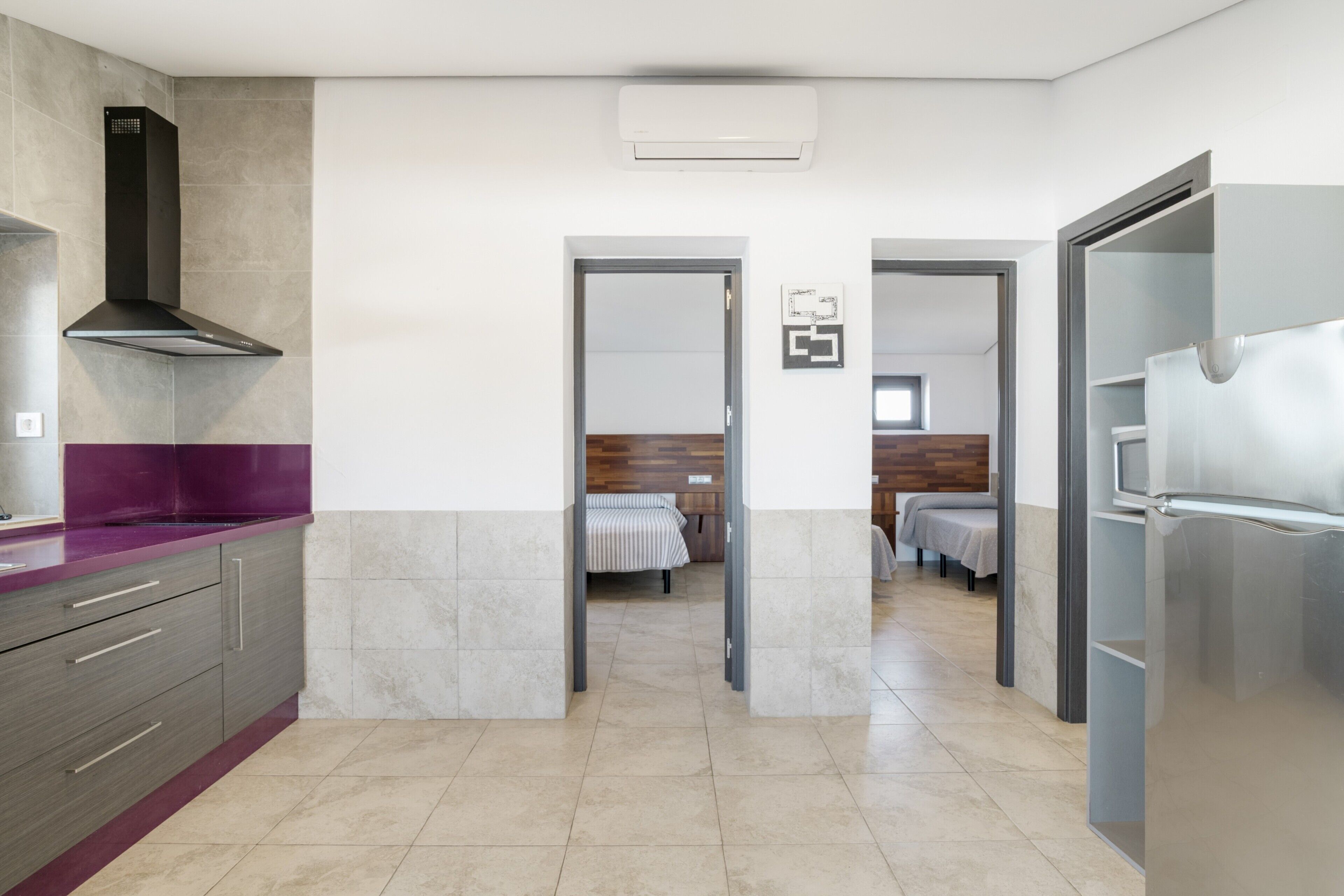 2 chambres, fer et planche à repasser, Wi-Fi, draps fournis