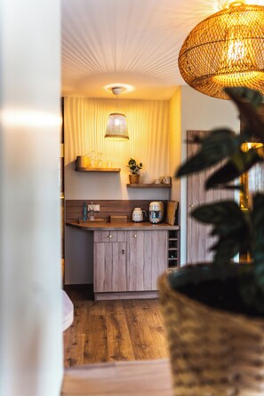 Uklassifisert bilde, 4 av 8, knapp