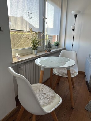 Luokittelematon kuva, 2 kautta 6, painike