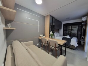 Basic Apartment | 1 bedroom - Your Complete Stay in a Building w/ a gym and Garage in Curitiba - Plags (Curitiba)