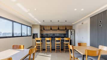 Apartamento básico | Opções para refeição