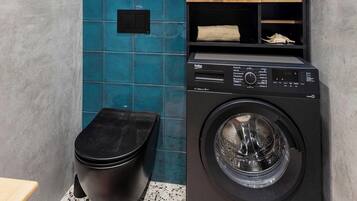 Classic Apartment, Balcony, Courtyard View | Bathroom