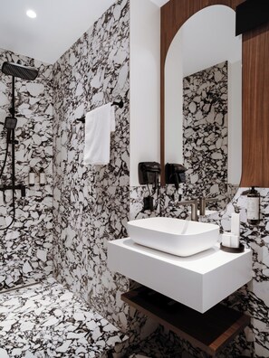 Apartment | Bathroom - Ferdinand Boutique (Cluj-Napoca)