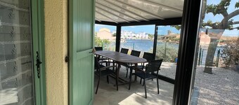 Pretty mas on the Île des Pêcheurs in Barcarès with view and direct access to the marina