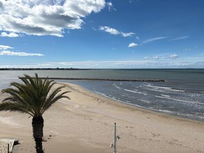 Beach - Marina sea view 4-6 persons (Le Grau-du-Roi)