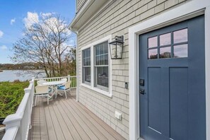 Outdoor dining - New construction close to beaches, ferries and Main St Hyannis RPMS165 (Hyannis)