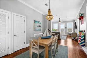 Dining - Lagoon-front Duplex w/Fishing Pier Sleeps 24/BM (Gulf Shores)