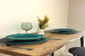 Dining - New central 1BR /Balcony /AC - Walk to Majorelle (Marrakech)
