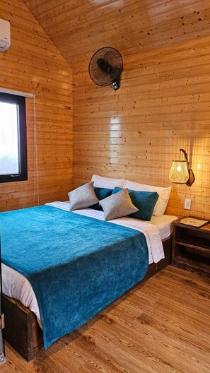 Bungalow - 2 sovrum - rökare - privat pool