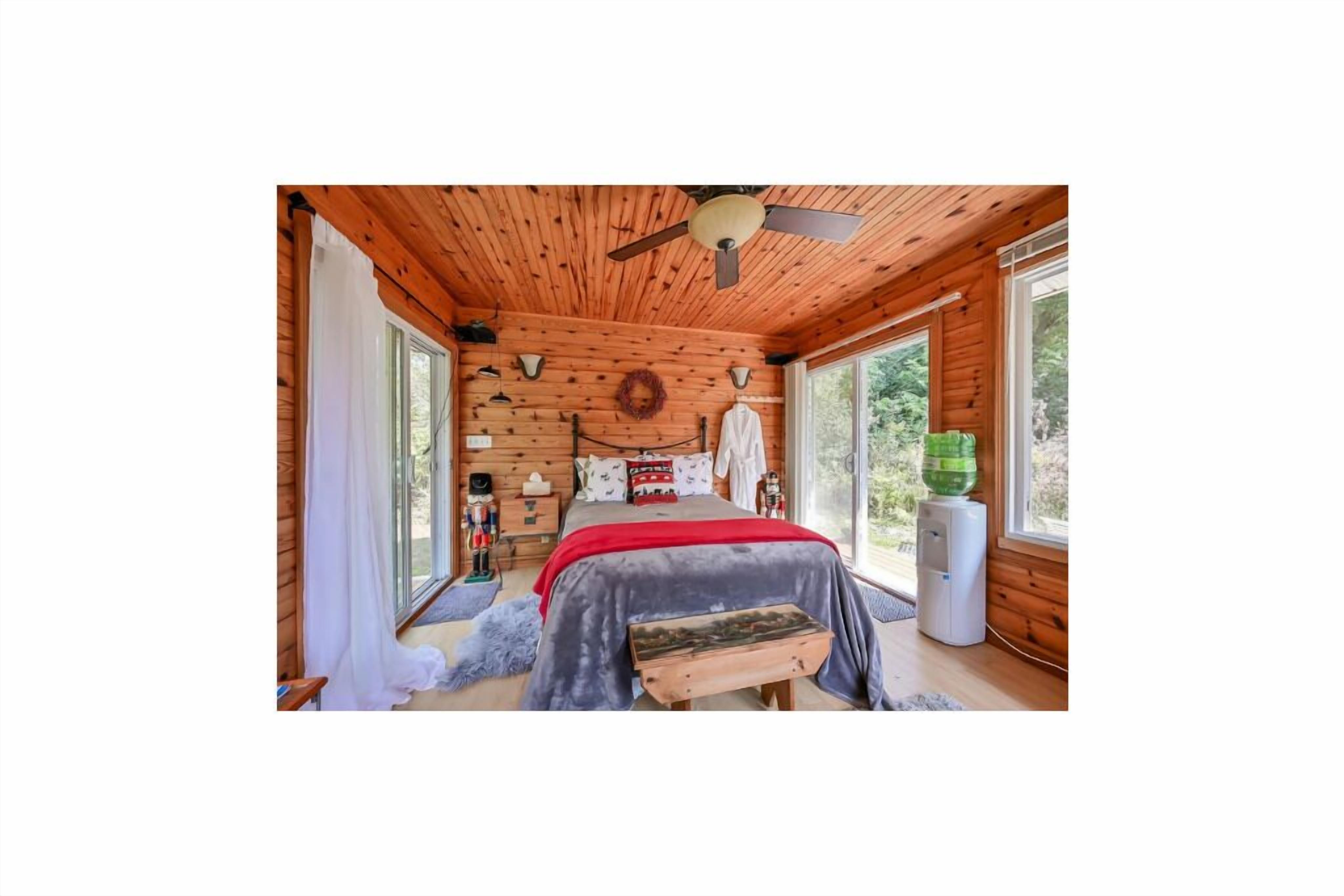 6 Schlafzimmer, Bügeleisen/Bügelbrett, Internetzugang, Bettwäsche