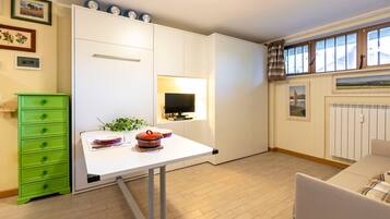 Fernseher, DVD-Player