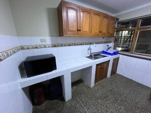 Apartment, 4 Bedrooms, Kitchen | Private kitchen