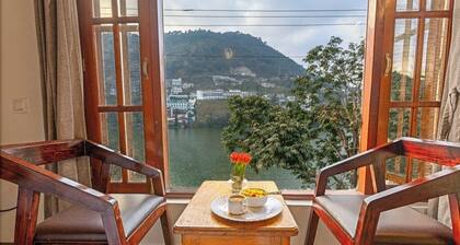 Dimmys By the Lake Bhimtal