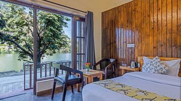 Standard Double Room, Lake View