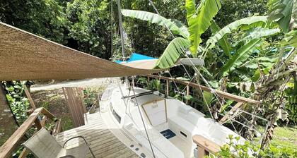 Cozy Sailboat at the Montains with air conditioned