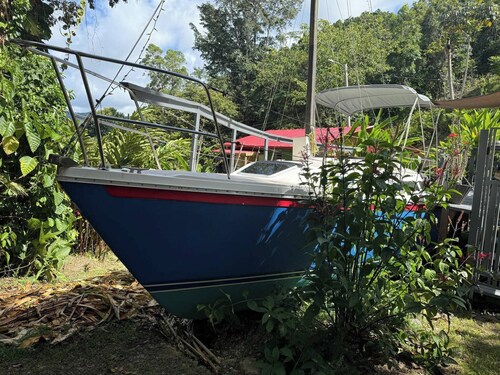 Cozy Sailboat at the Montains with air conditioned