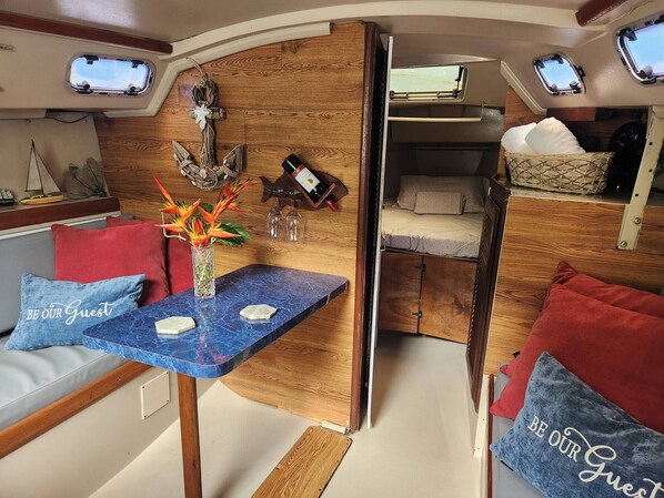 1 habitación y ropa de cama 