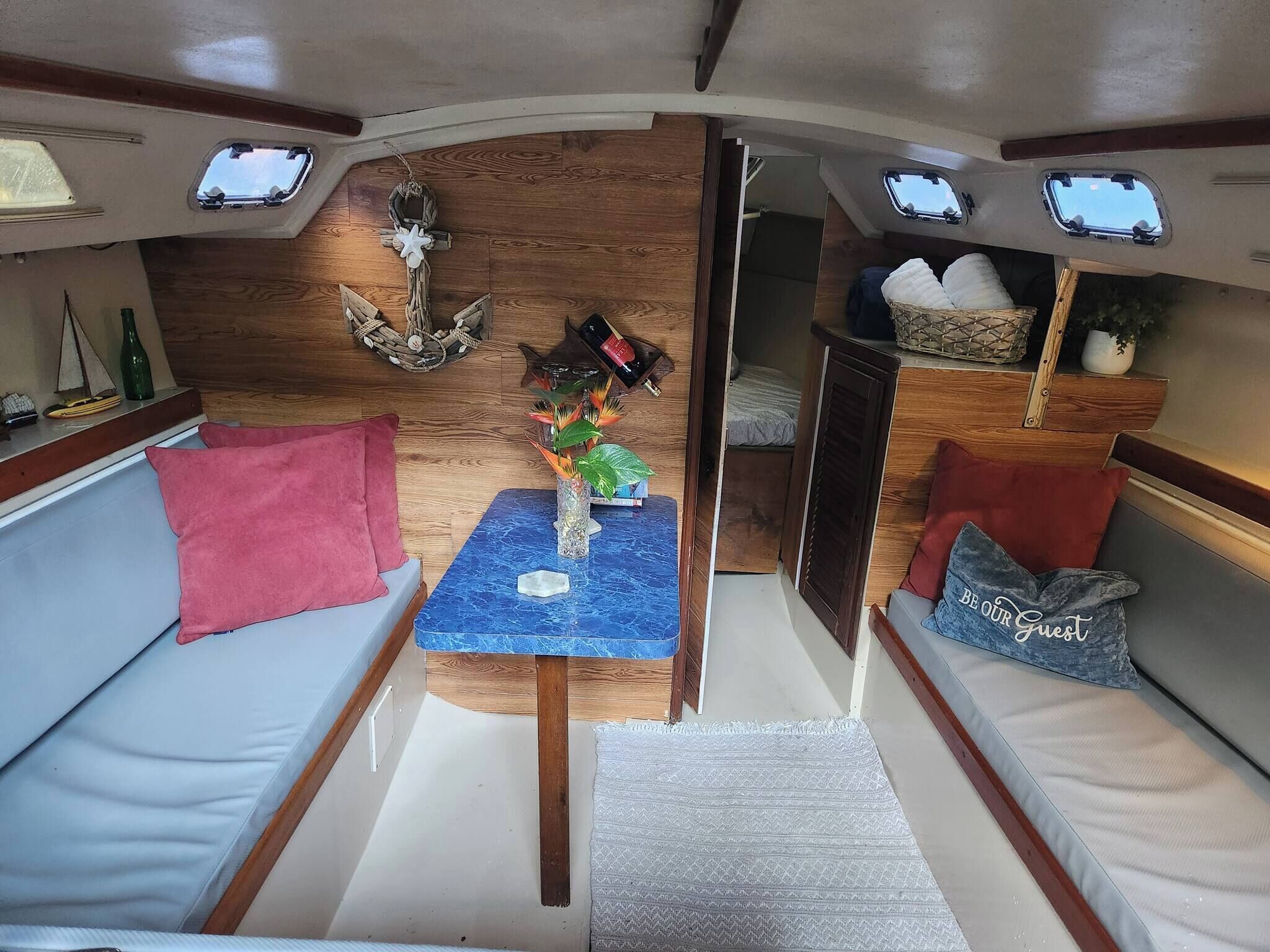 1 habitación y ropa de cama 