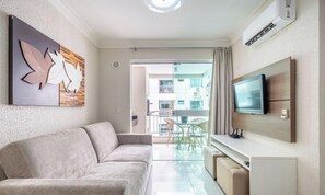 Basic Apartment | Ruang tamu