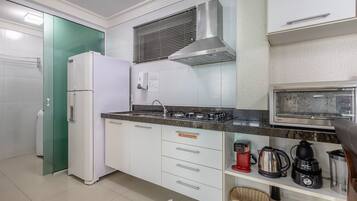 Basic Apartment | Private kitchen