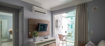 Apts in Condo w/ Pool and Gym 450m From the Beach - SBH