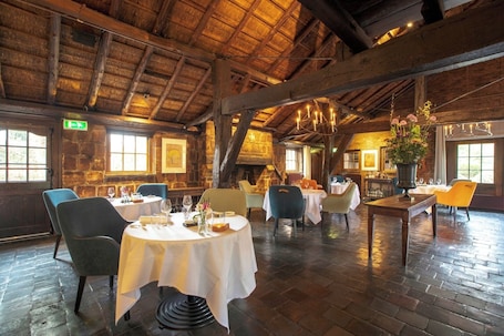 Dineren. Suite (Superior double room on website) - to confirm