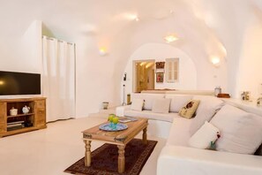 Unclassified image, 3 of 15, button - Cave at White Rock  Private  jacuzzi  (Santorini)