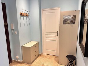 Interior - Studio with veranda, 5min walk to the beach (Nice)