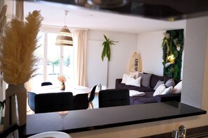 Apartment, 1 Schlafzimmer, barrierefrei, Raucher | Wohnzimmer