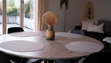 Apartamento, 1 quarto, acessível, para fumantes | Opções para refeição