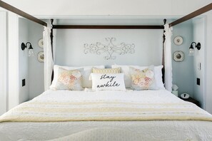 5 quartos, ferros/tábuas de passar roupa, Wi-Fi, roupa de cama