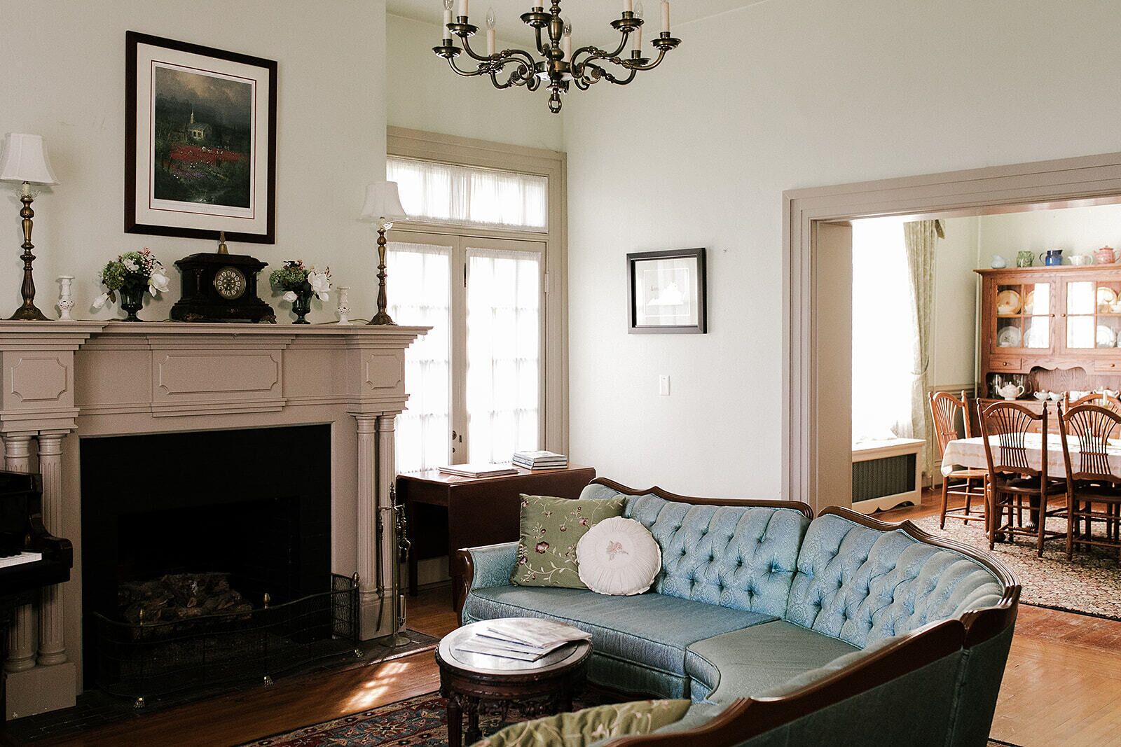 Large Historic House On 8 Acres In Shenandoah Valley- Sleeps 15 - バージニア州