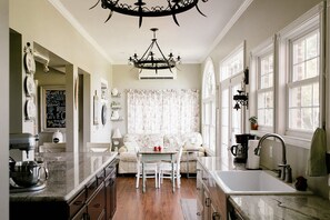 Billede uden beskrivelse, 2 af 49, knap