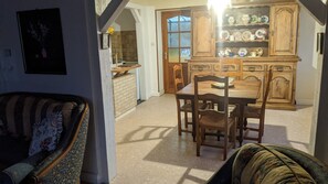 Unclassified image, 2 of 14, button - Dornot Apartment with Private Terrace and Garden (Ancy-Dornot)