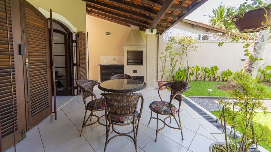 Casa c Churrasqueira Perto da Praia de Pernambuco