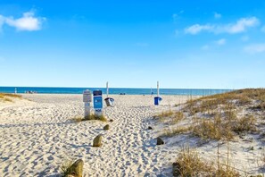 House, Multiple Beds (Graceful Palms) | Beach - Graceful Palms (Gulf Shores)